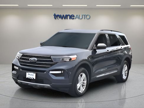 Used 2023 Ford Explorer XLT w/ Equipment Group 202A AWD/4WD image 1