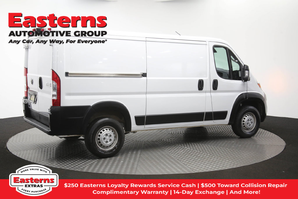 Used 2025 RAM ProMaster 2500 w/ Convenience Group FWD image 42