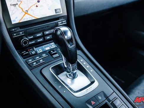 Used 2017 Porsche 911 Carrera image 12