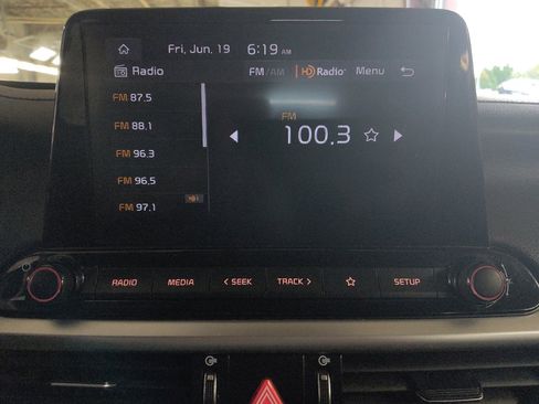Used 2023 Kia Forte LXS w/ LXS Technology Package FWD image 25