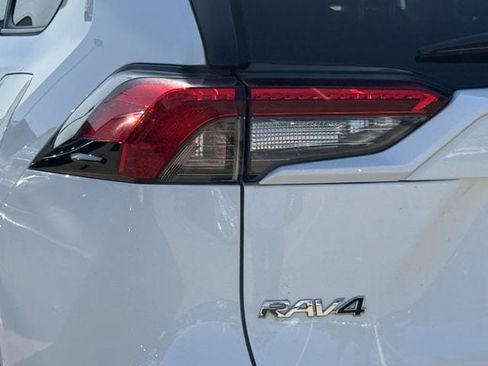 Used 2025 Toyota RAV4 XLE FWD image 6