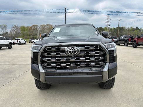 Used 2023 Toyota Tundra Platinum image 3