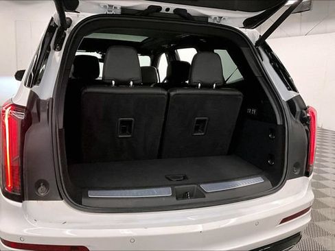 Used 2024 Cadillac XT6 Sport w/ Technology Package AWD/4WD image 43