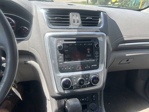 Used 2014 GMC Acadia SLT AWD/4WD image 10