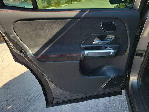 Certified 2025 Mercedes-Benz GLB 35 AMG 4MATIC image 11