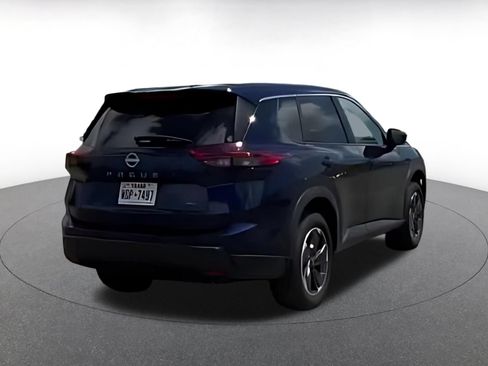 Used 2025 Nissan Rogue SV AWD/4WD image 13