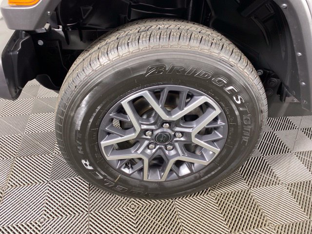 Used 2026 Jeep Wrangler Unlimited Sahara AWD/4WD image 15