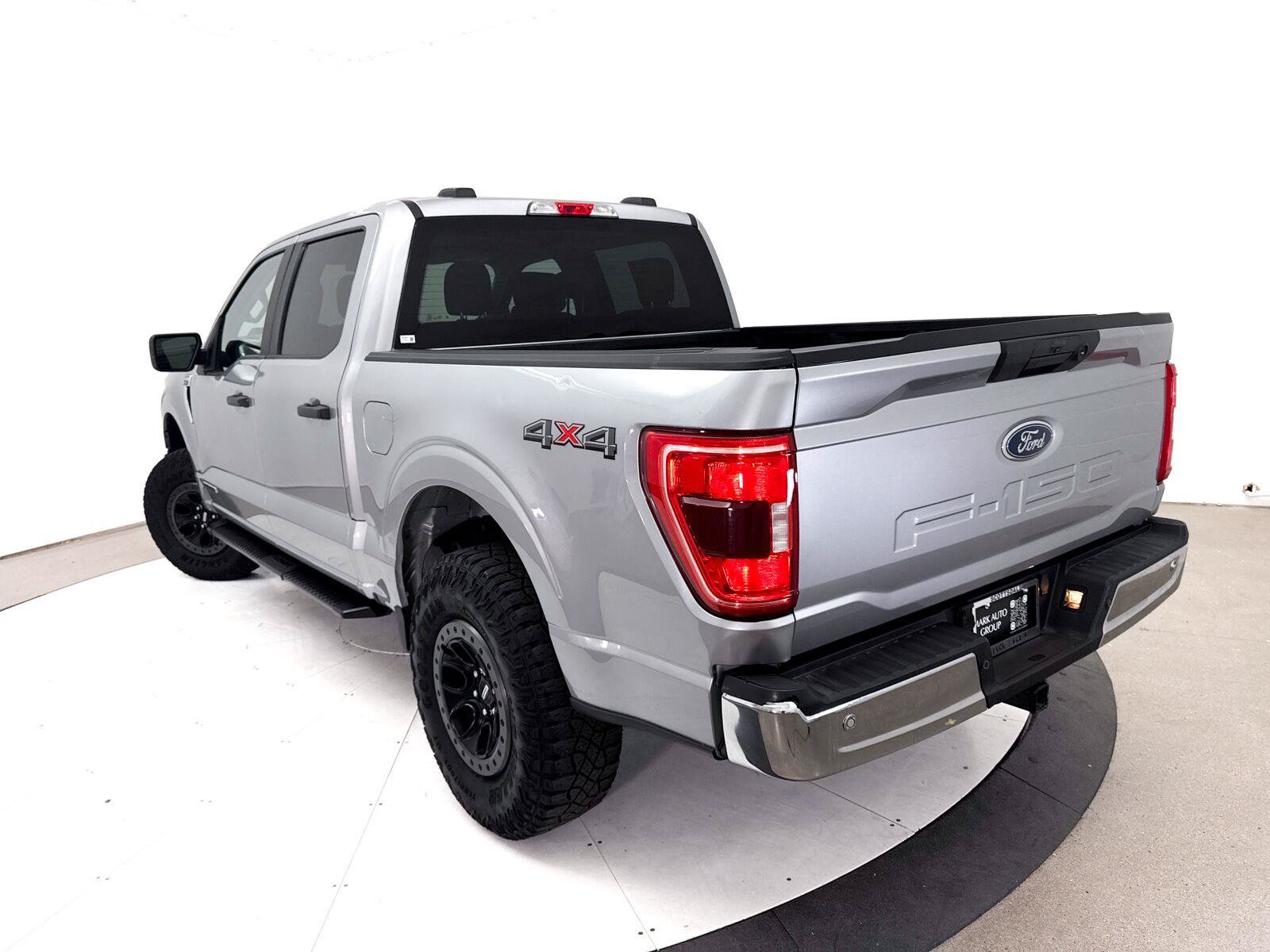 Used 2021 Ford F150 XLT w/ Trailer Tow Package AWD/4WD image 2