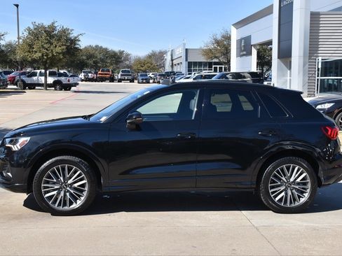 Used 2023 Audi Q3 2.0T Premium w/ Convenience Package image 12