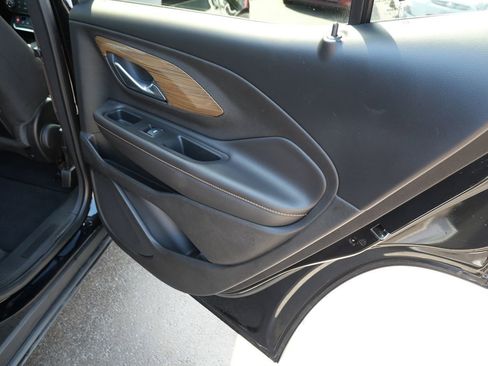 Used 2019 GMC Terrain SLE image 27