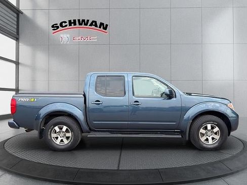 Used 2013 Nissan Frontier PRO-4X AWD/4WD image 3