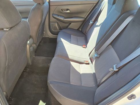 Used 2023 Nissan Sentra SV image 7