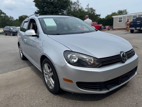 Used 2012 Volkswagen Jetta TDI FWD image 3