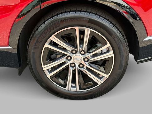 Used 2026 Cadillac Lyriq Luxury w/ LPO, Floor Liner Package AWD/4WD image 13