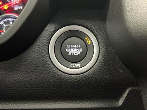 New 2026 RAM 1500 4x4 Crew Cab image 21