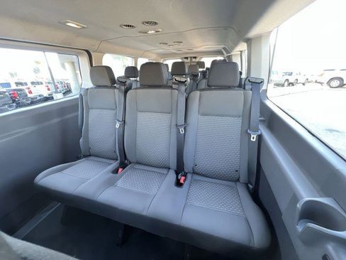 Used 2023 Ford Transit 350 XLT image 24