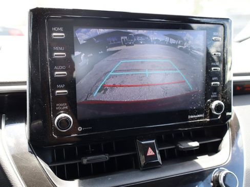 Used 2021 Toyota Corolla LE FWD image 20