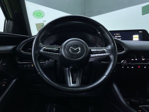 Used 2021 MAZDA MAZDA3 Hatchback w/Premium Plus Pkg image 20