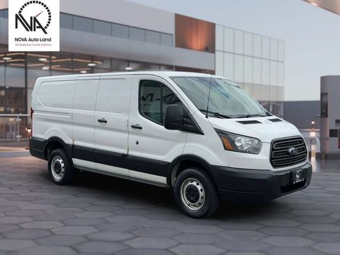 Used 2019 Ford Transit 250 130 Low Roof RWD image 2
