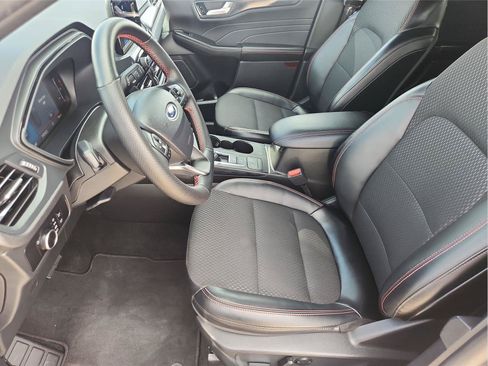 Used 2025 Ford Escape ST-Line AWD/4WD image 18