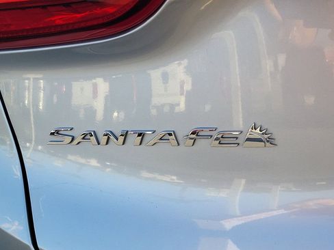 Used 2020 Hyundai Santa Fe Limited FWD image 27