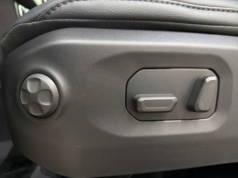 New 2026 Jeep Wrangler Sahara image 32