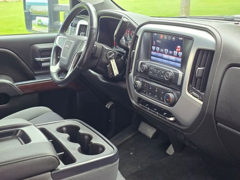 Used 2016 GMC Sierra 3500 SLE w/ SLE Preferred Package AWD/4WD image 15