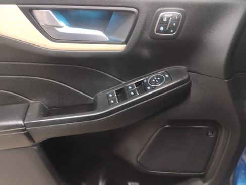 Certified 2022 Ford Escape Titanium w/ Titanium Premium Package image 19