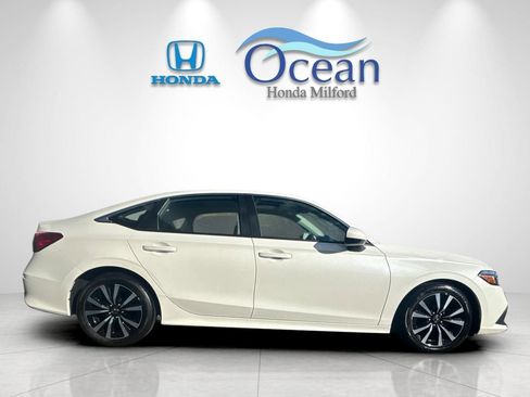 Certified 2024 Honda Civic EX image 2