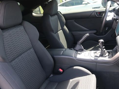 Used 2022 Toyota GR86 image 23