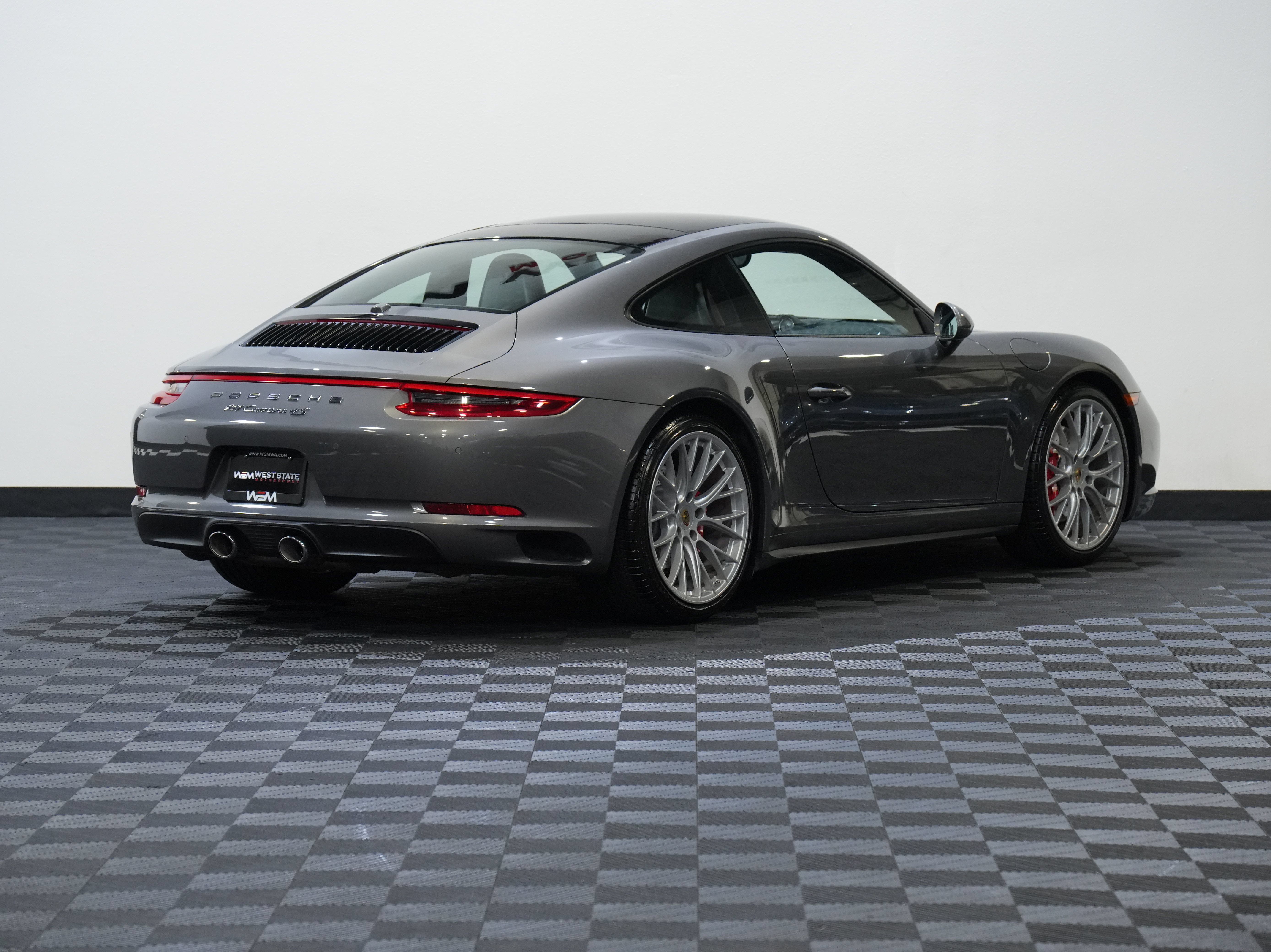 Used 2017 Porsche 911 Carrera 4S AWD/4WD image 6