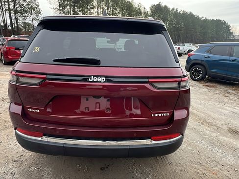 Used 2024 Jeep Grand Cherokee Limited image 9