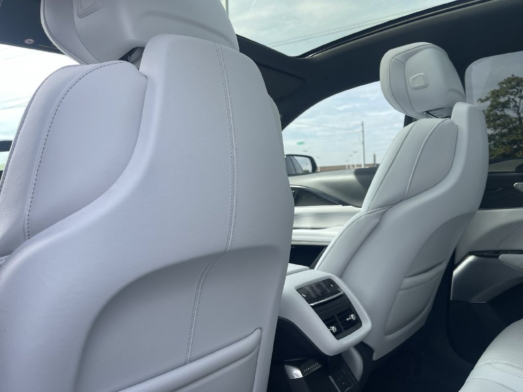 Certified 2024 Cadillac Lyriq Sport AWD/4WD image 29