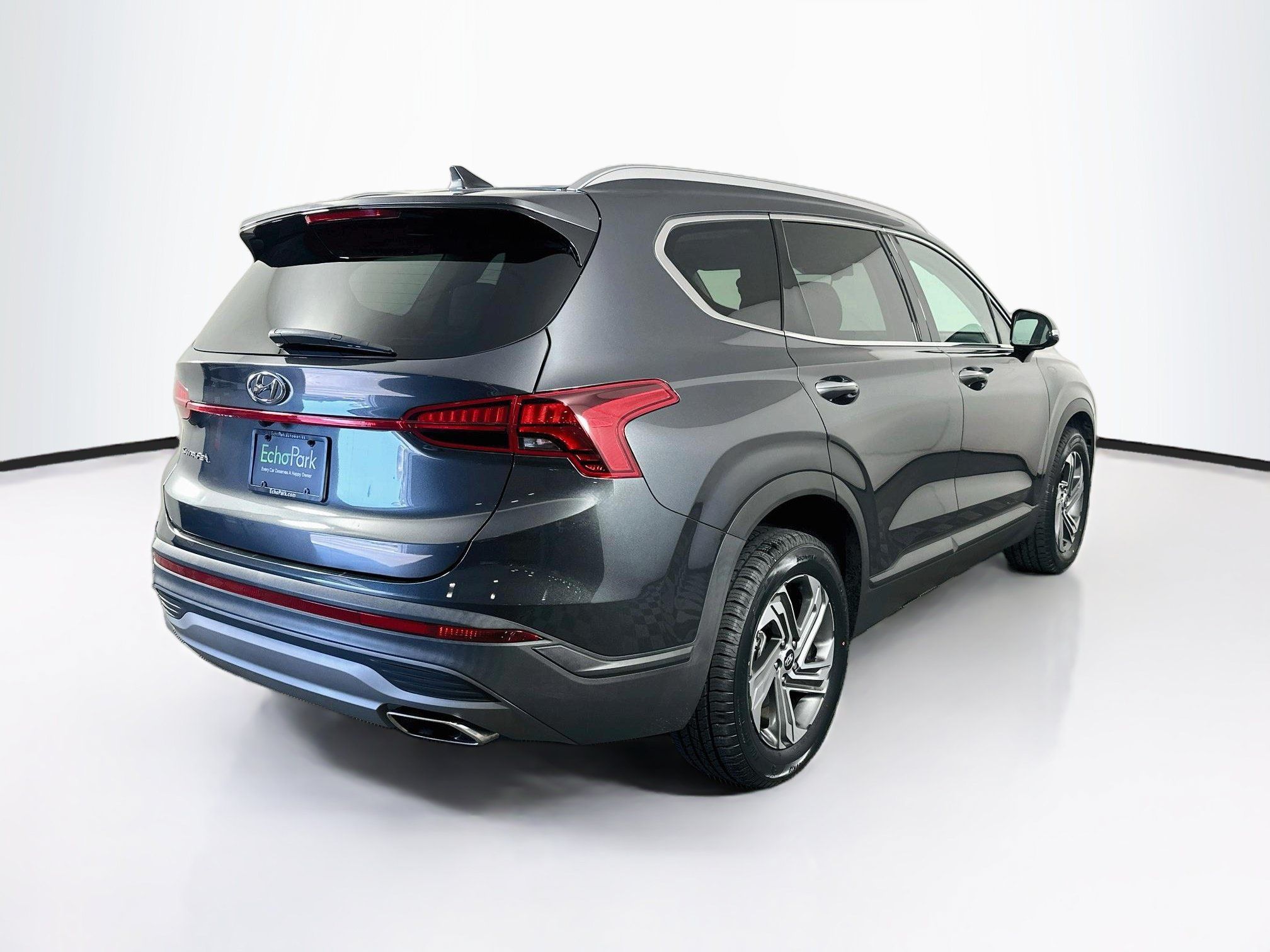 Used 2023 Hyundai Santa Fe SEL FWD image 9