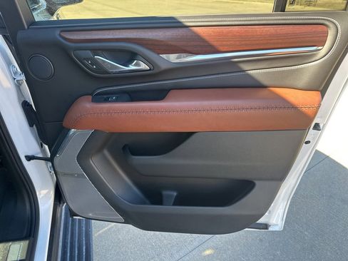 Used 2024 GMC Yukon XL Denali Ultimate image 43