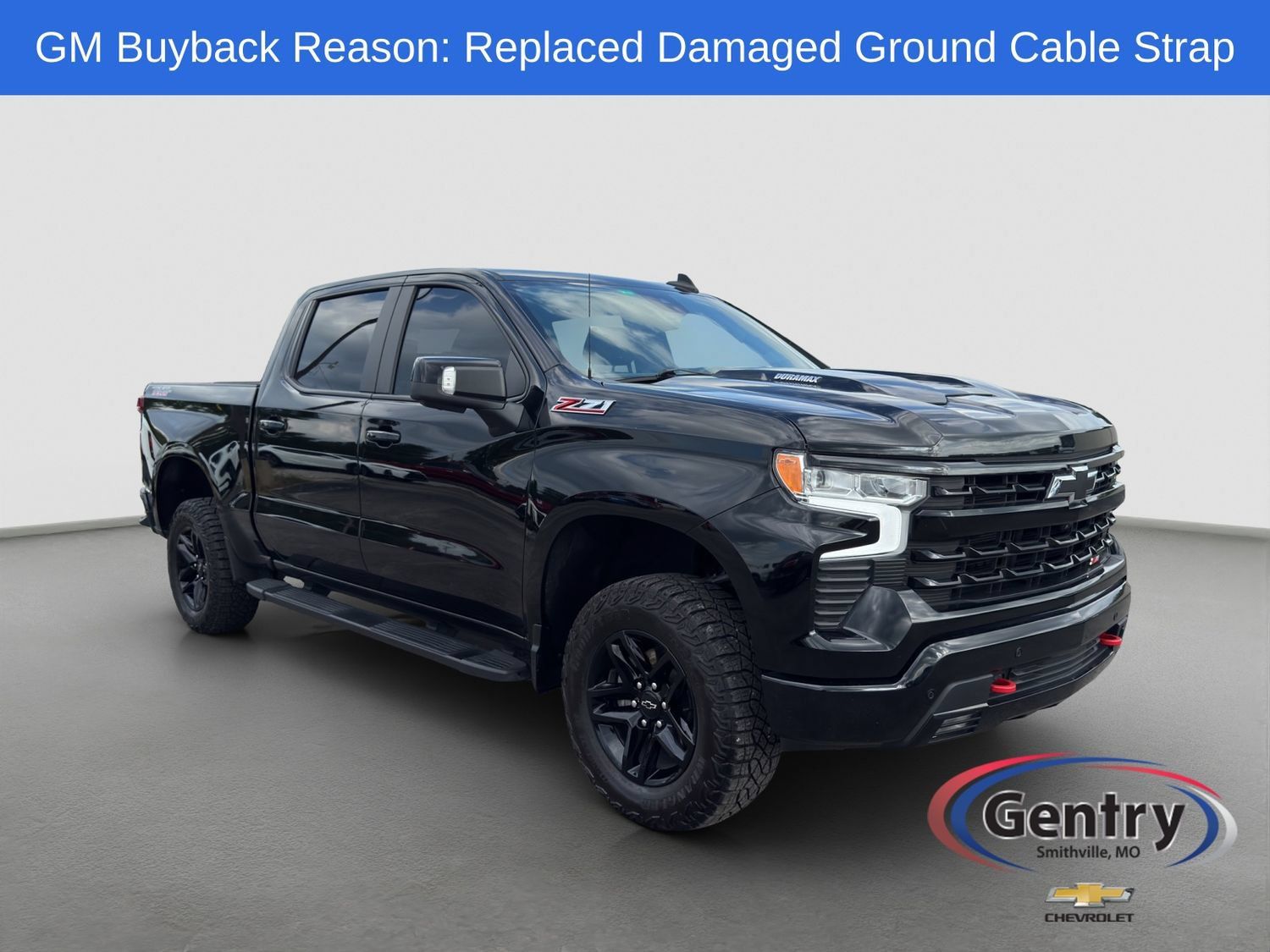 Used 2024 Chevrolet Silverado 1500 LT Trail Boss w/ LT Trail Boss Premium Package AWD/4WD image 8