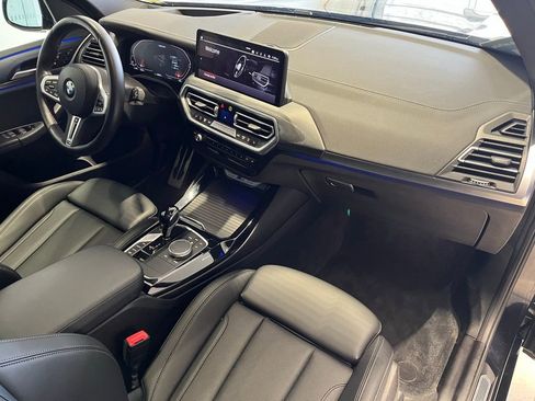 Used 2024 BMW X3 M40i w/ Premium Package image 32