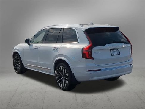 Used 2026 Volvo XC90 B6 Plus w/ Protection Package image 4