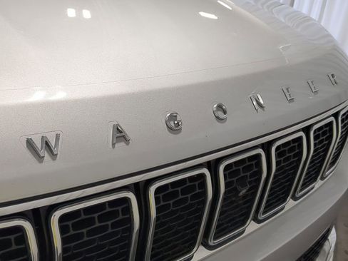 Used 2022 Jeep Wagoneer Series I w/ Convenience Group I AWD/4WD image 15