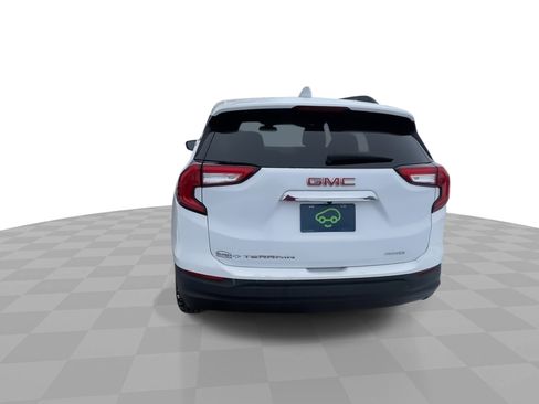 Used 2023 GMC Terrain SLE w/ Driver Convenience Package image 7