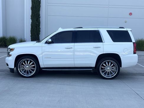 Used 2017 Chevrolet Tahoe Premier RWD image 6
