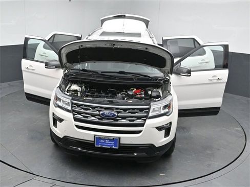 Certified 2018 Ford Explorer XLT w/ Equipment Group 202A image 55