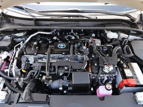 Used 2023 Toyota Corolla XLE FWD image 28