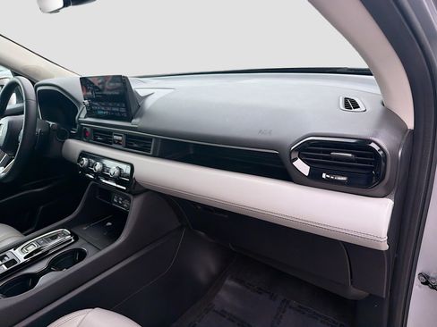 Certified 2023 Honda Pilot EX-L image 32