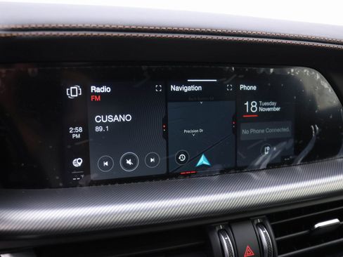 New 2025 Alfa Romeo Stelvio Sprint AWD/4WD image 10
