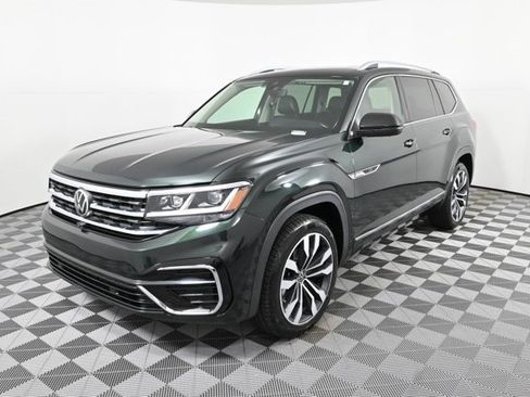 Certified 2022 Volkswagen Atlas SEL Premium image 2