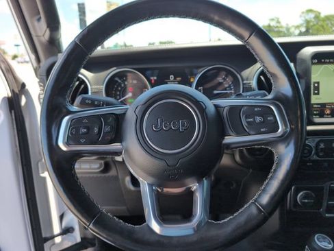 Used 2023 Jeep Wrangler Unlimited Sahara w/ Cold Weather Group AWD/4WD image 23