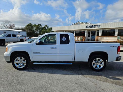 Used 2013 GMC Sierra 1500 SLE image 3