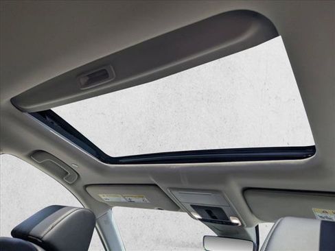 Certified 2025 Honda CR-V EX-L image 18