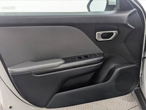 Used 2025 Kia K4 FWD image 13